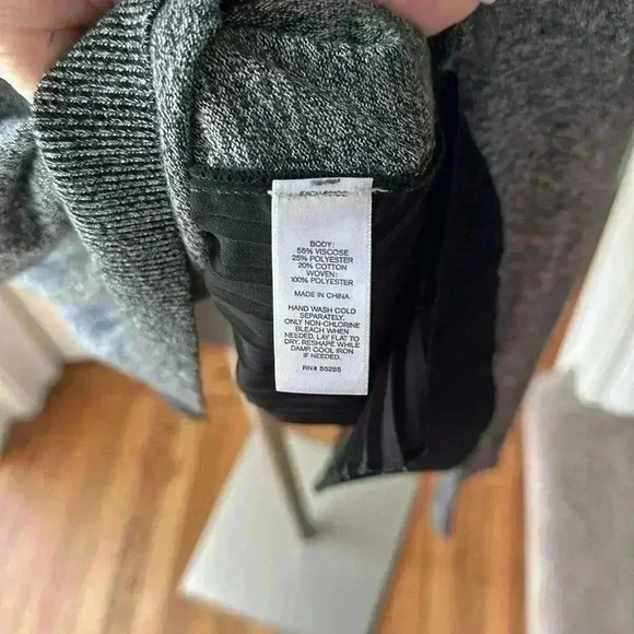 Size M gray and black sheer back long sleeve top from Express - Picture 5 of 5